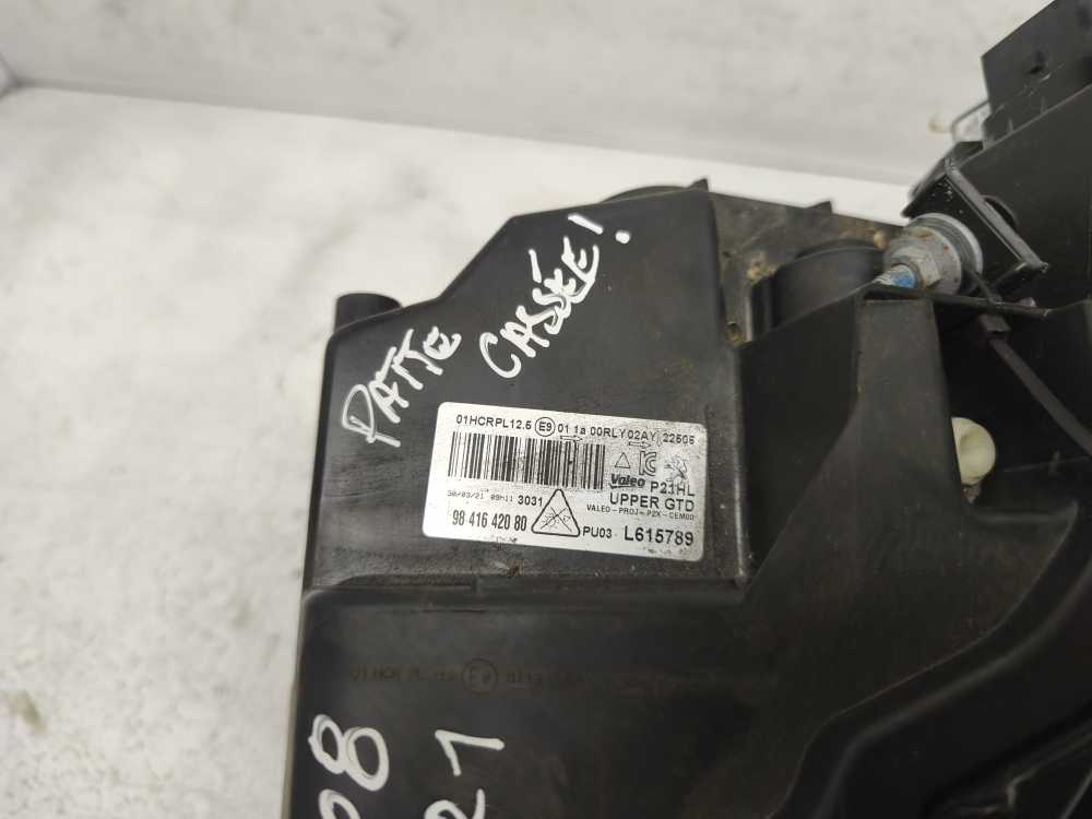 PHARE DROIT PEUGEOT - Vue 3